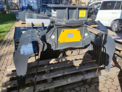 Mustang GRP450 Photo 1