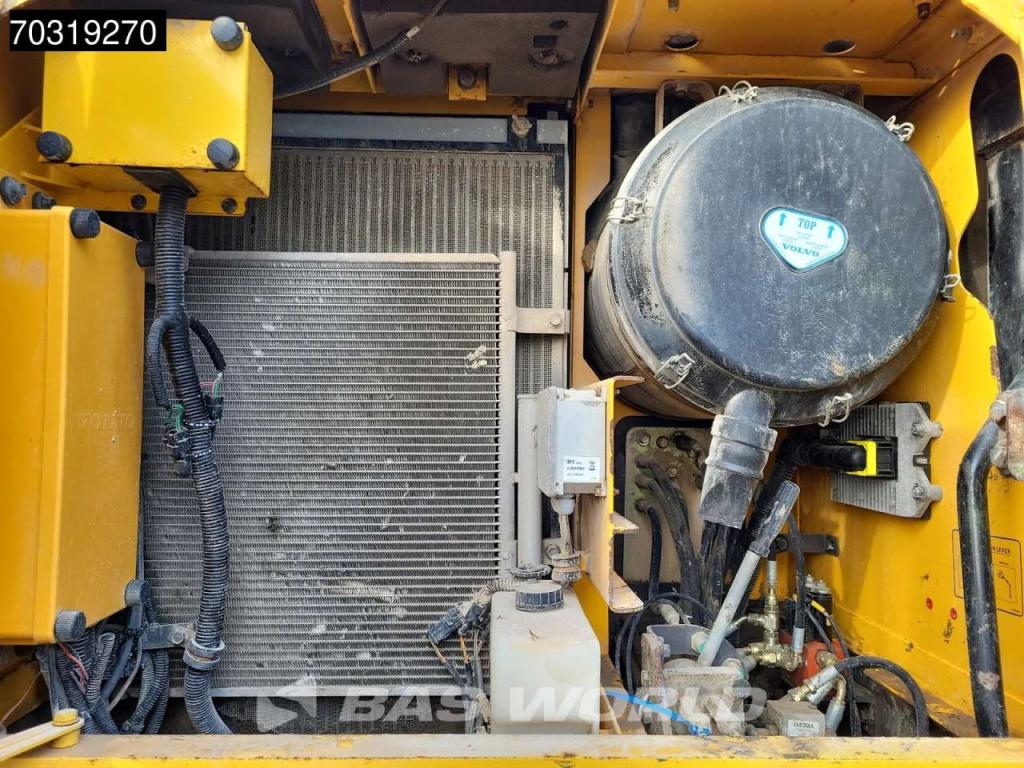 Volvo EC380 DHR UHD - Dutch Machine Photo 25