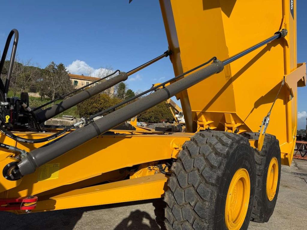 Volvo A30G Photo 12