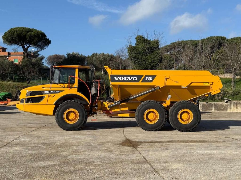 Volvo A30G Photo 2