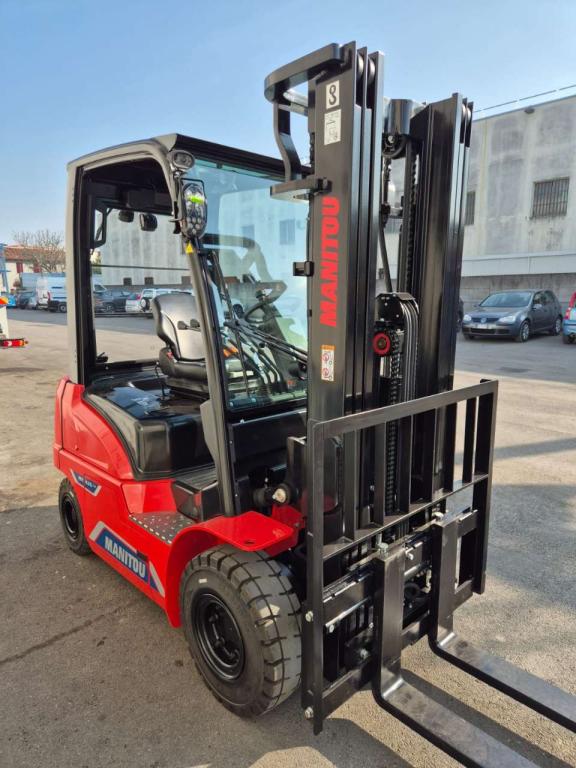 Manitou ME425 LD LIFT Photo 1