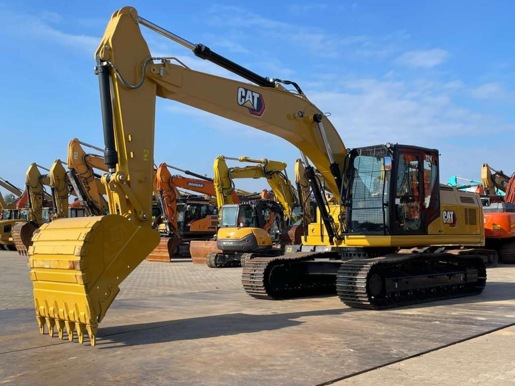 Caterpillar 324 Photo 2