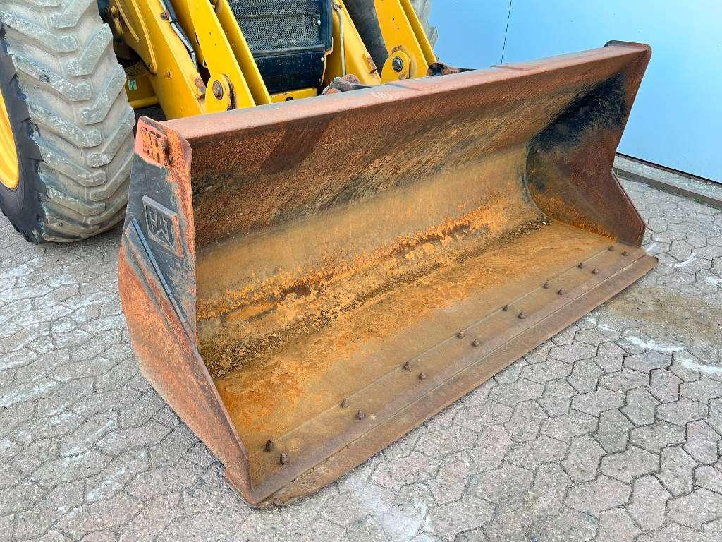 Caterpillar 444F2 - Telescopic Boom / 4WS / Hammer Lines Photo 16