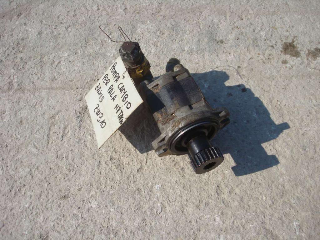 Transmission hydraulic pump for Hitachi ZW310 Photo 1