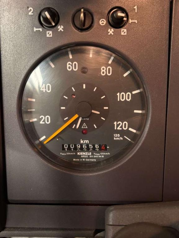 Mercedes-Benz 1124AF Photo 10