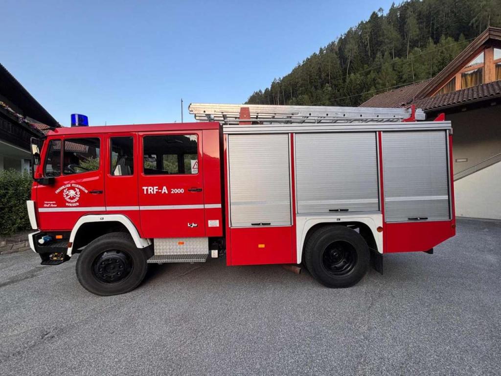Mercedes-Benz 1124AF Photo 3