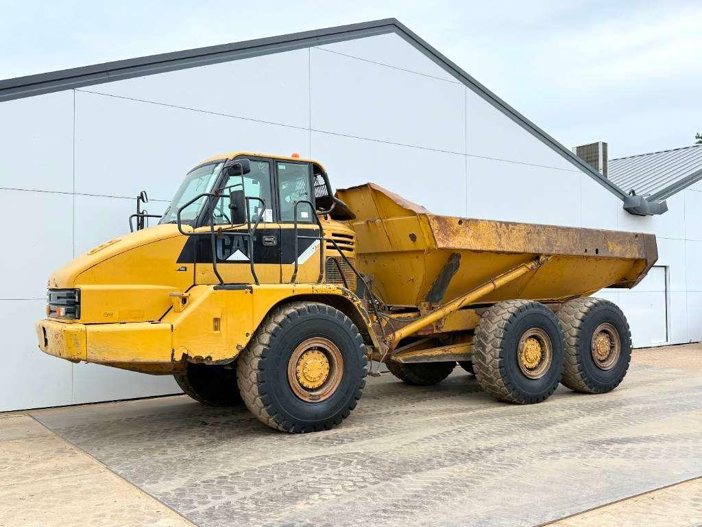 Caterpillar 725 - Automatic Greasing / Body Heating Photo 1