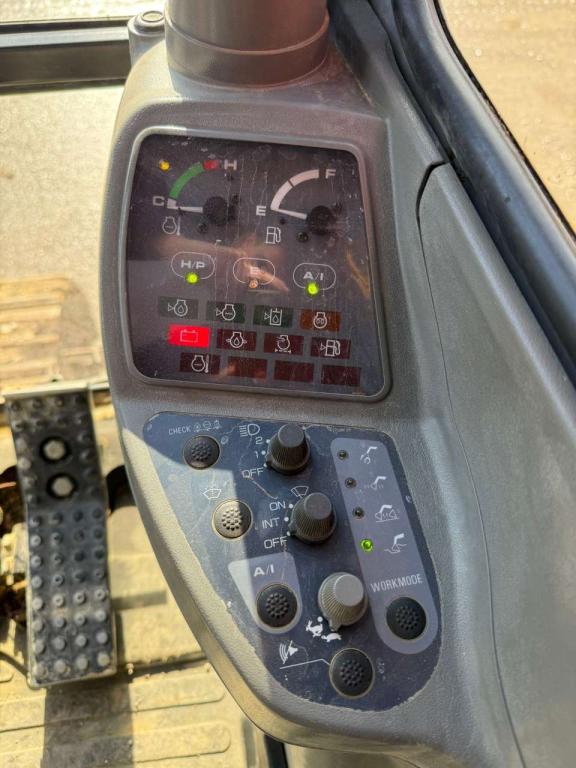 Fiat Hitachi ex 215 Photo 10