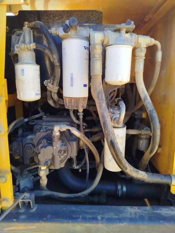 Volvo EC140DL Photo 14