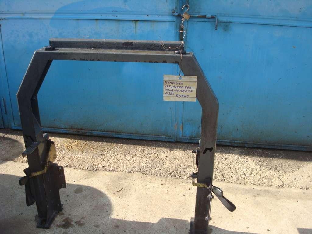 Radiator mast for PALA GOMMATA W220 Photo 1