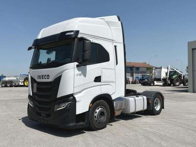 Iveco S-WAY 490 4x2 sold by Massucco T. Srl