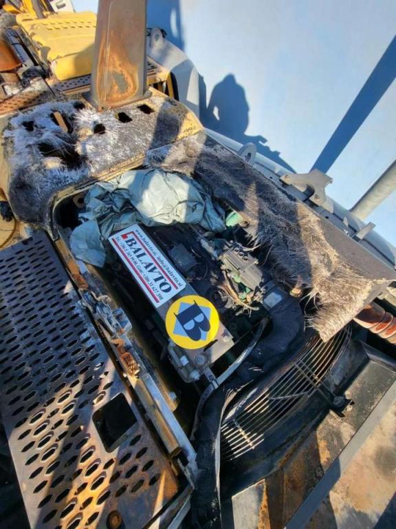 Volvo engine 15165687 for Volvo EW160D Photo 5