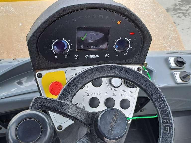 Bomag BW219 D-5 Photo 17
