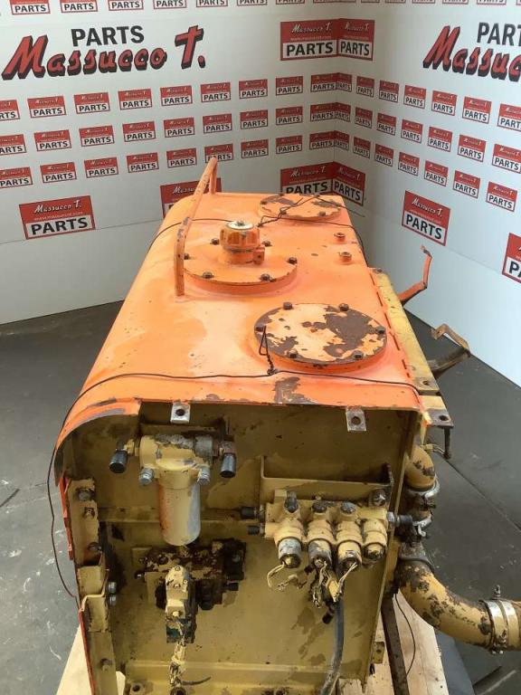 Oil tank for Fiat Hitachi FH 400 Photo 3