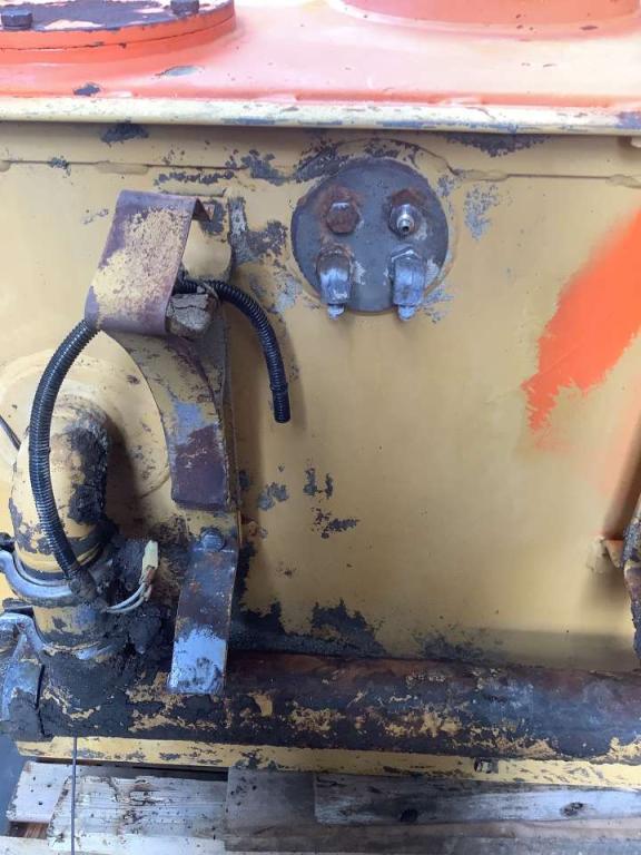Oil tank for Fiat Hitachi FH 400 Photo 8