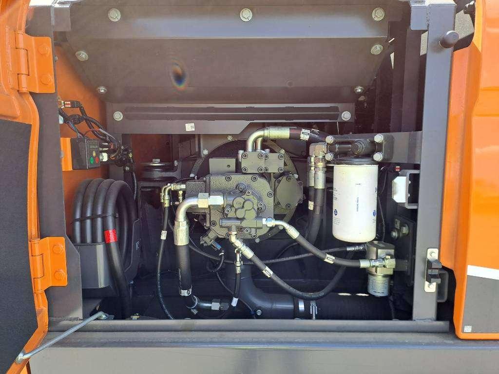 Doosan DX225LC-7M (UNUSED - Multiple Units Available) Photo 18