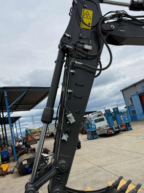 Volvo ECR145FL5 Photo 25