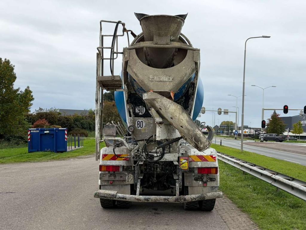 Man TGA 35.460 8x4 Concrete Mixer Photo 4