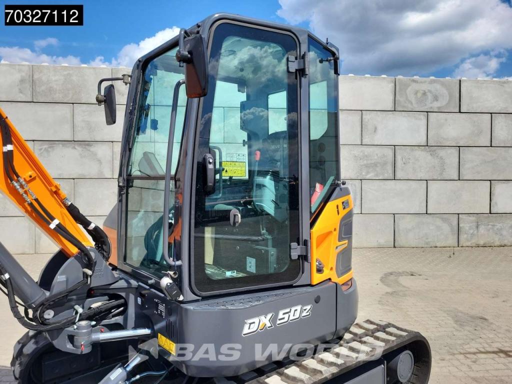 Develon DX50 Z-7 A/C -  Buckets Photo 16