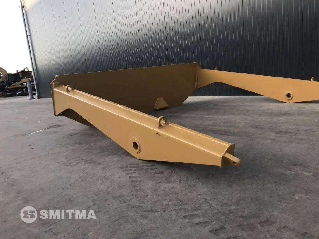 Rear hatch for Caterpillar 730 Photo 7