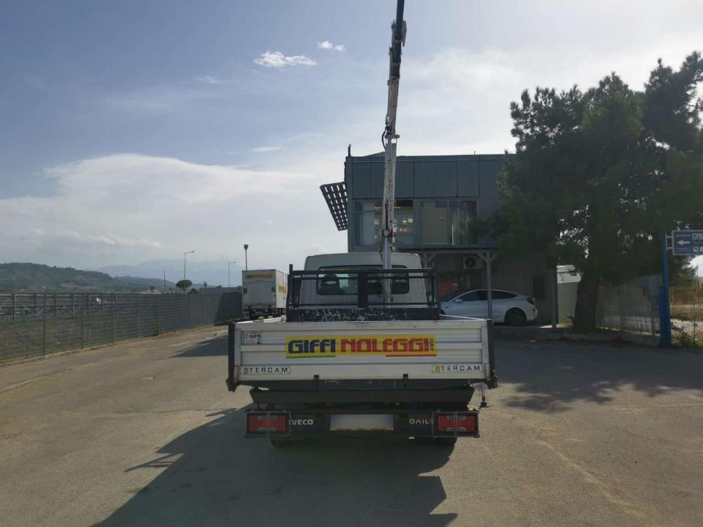 Iveco 35C12 Photo 5