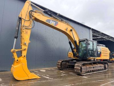 Caterpillar 336F L - NEW CHAINS AND TRACKS sold by Smitma B.V.