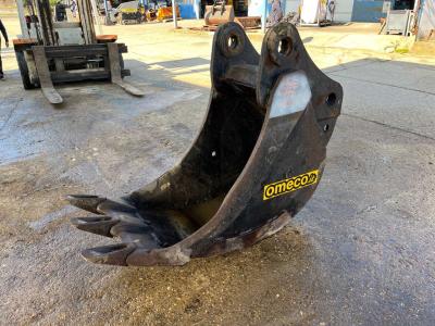 Caterpillar 700 sold by Omeco Spa