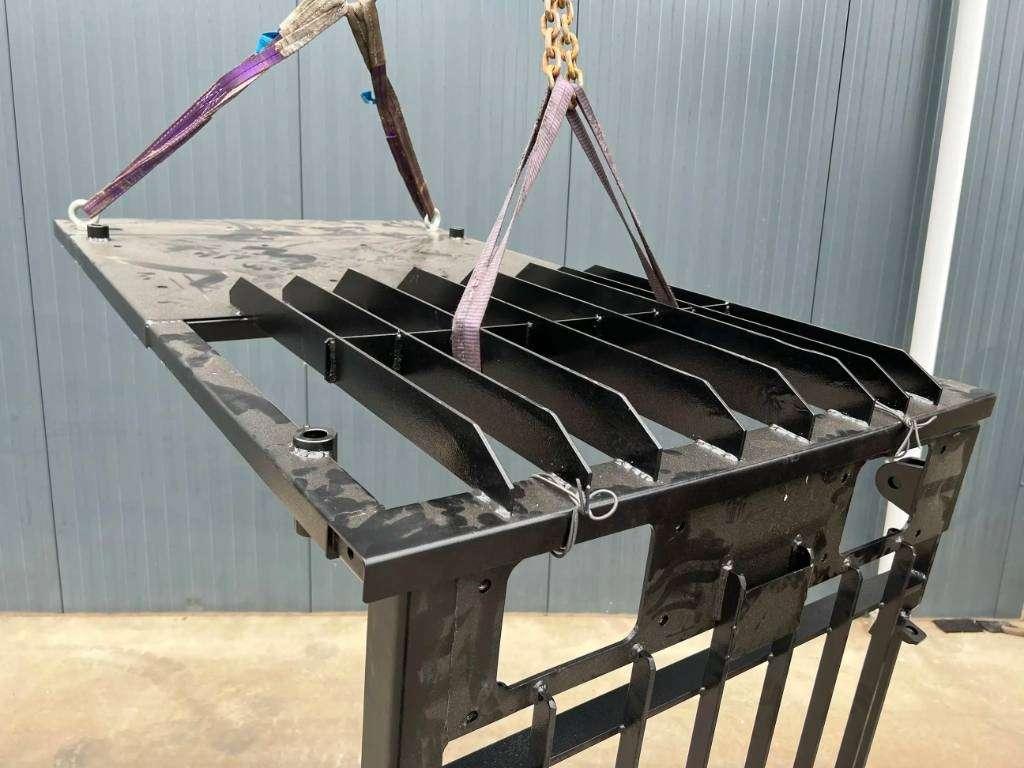 Caterpillar 345C Guard Photo 4
