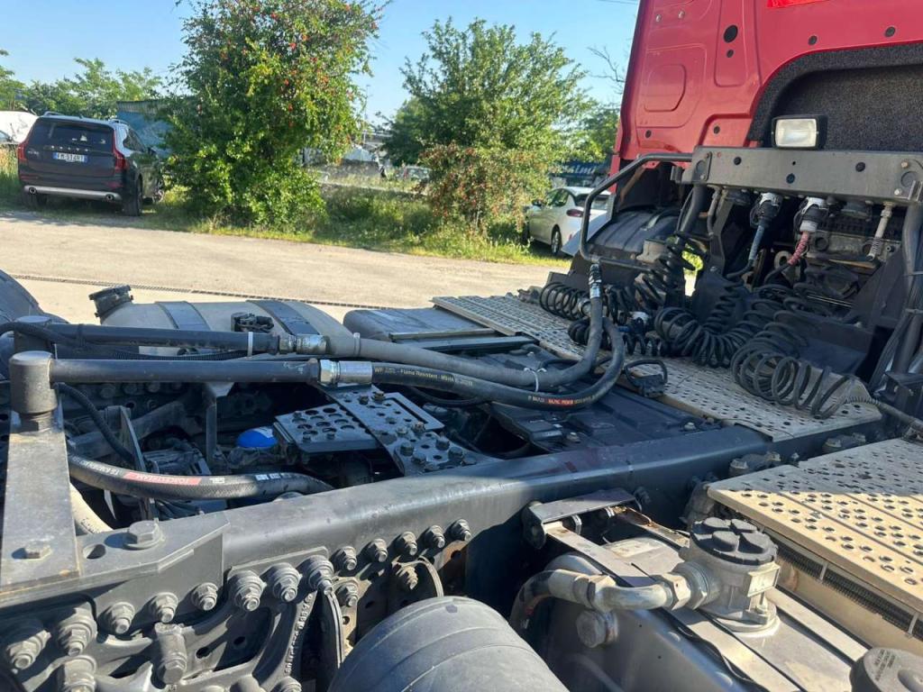 Mercedes-Benz Arocs 3348 Photo 4