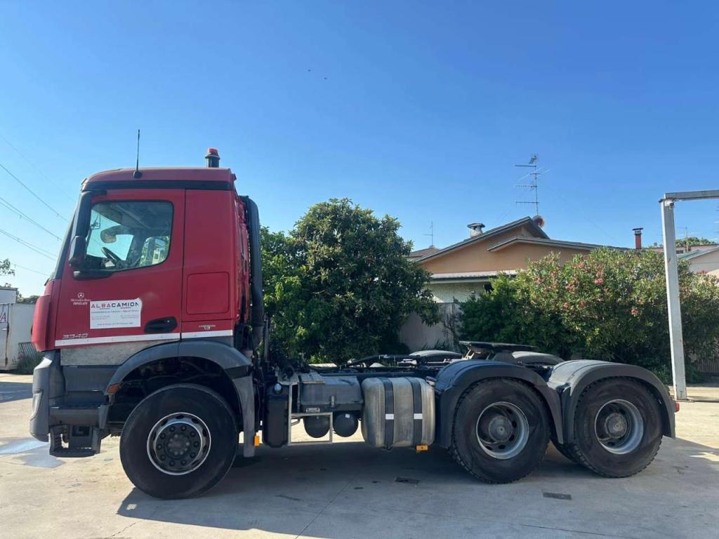 Mercedes-Benz Arocs 3348 Photo 5