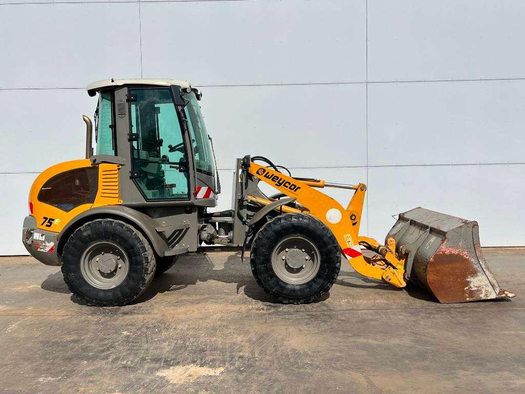 Atlas 75E - German Machine / Quick Coupler Photo 6