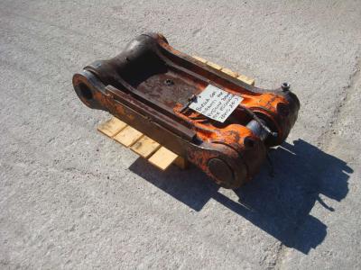 Connecting rod and bucket closing brackets for zaxis 210-3 sold by OLM 90 Srl