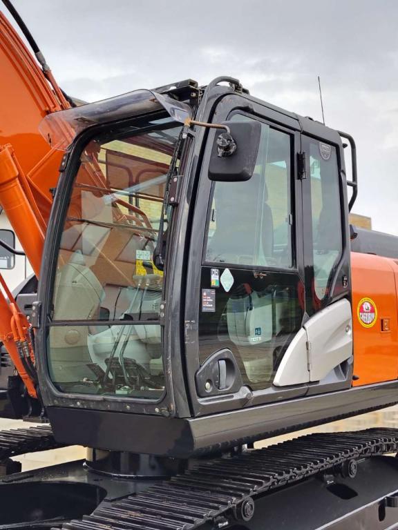 Hitachi ZX 210LCN-6 M Photo 22