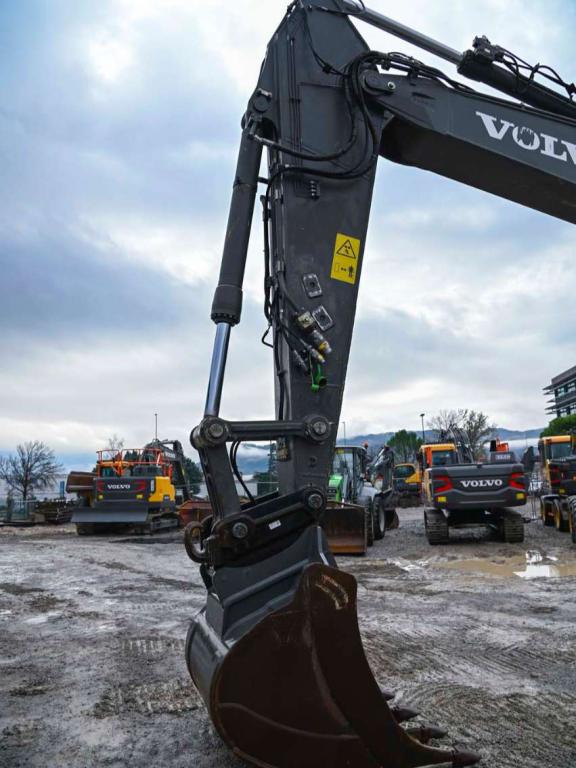 Volvo EC300D NL Photo 10