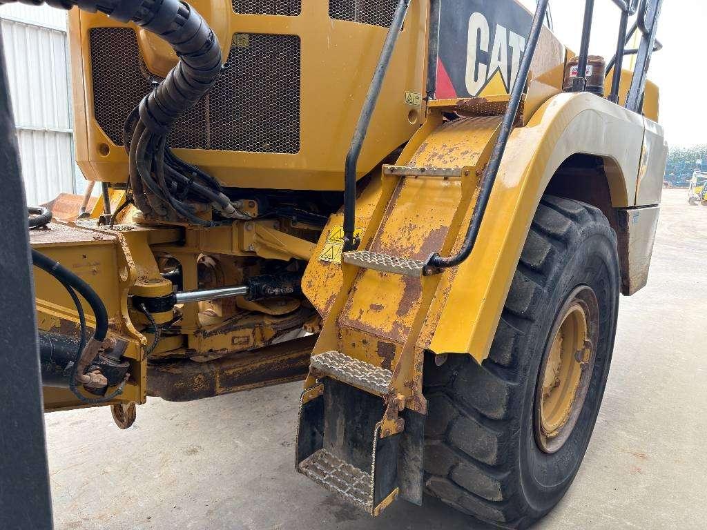 Caterpillar 730C2 Photo 22