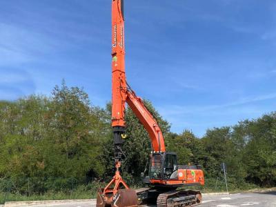 Hitachi ZX350LCN-5B CMA sold by Massucco T. Srl