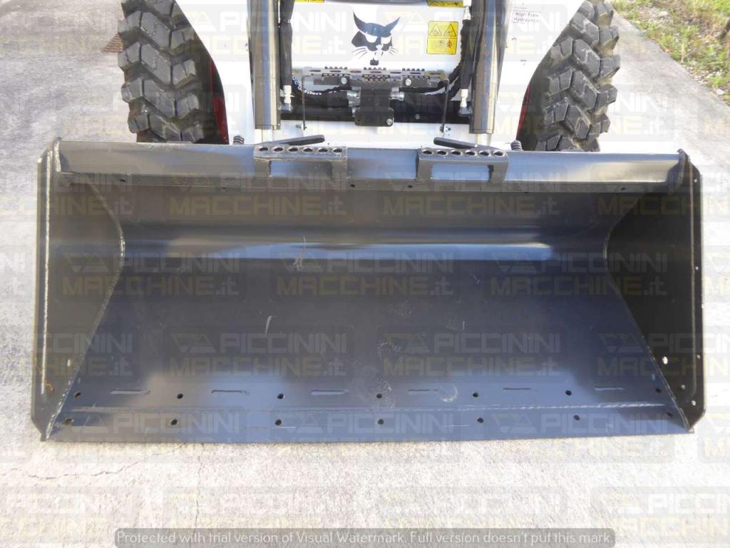 Bobcat S590 HF Photo 11