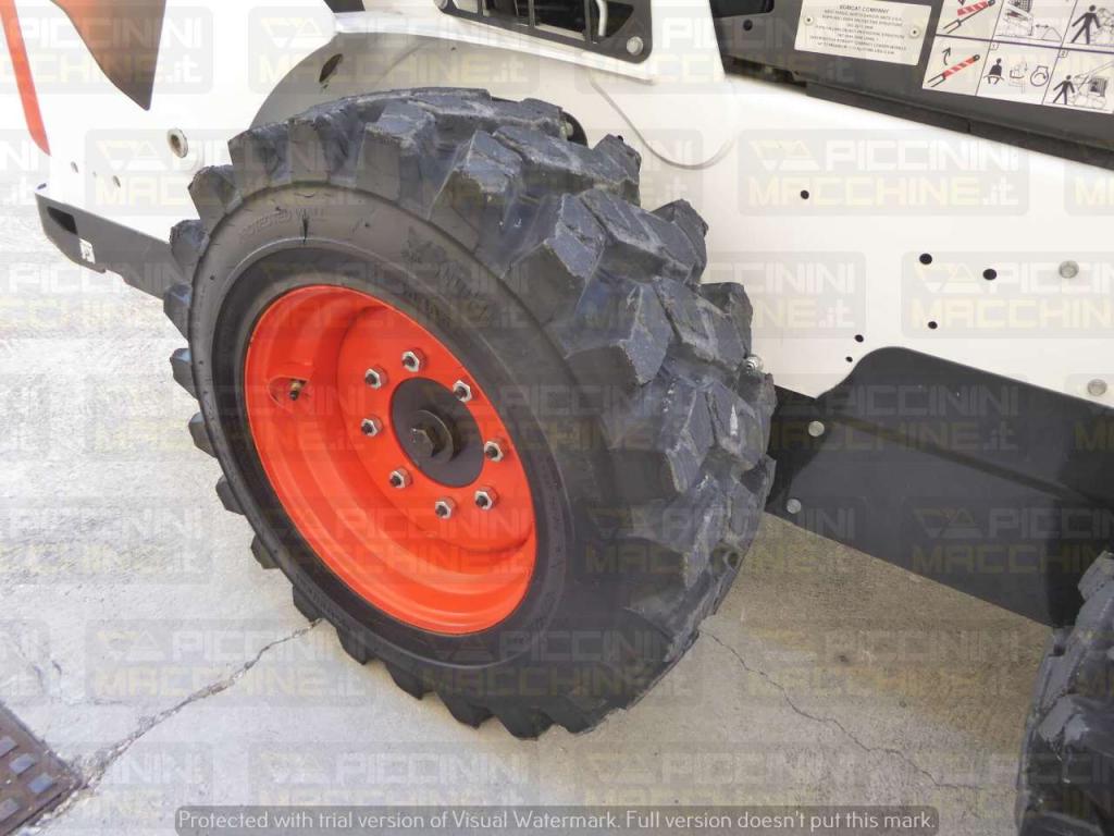 Bobcat S590 HF Photo 16