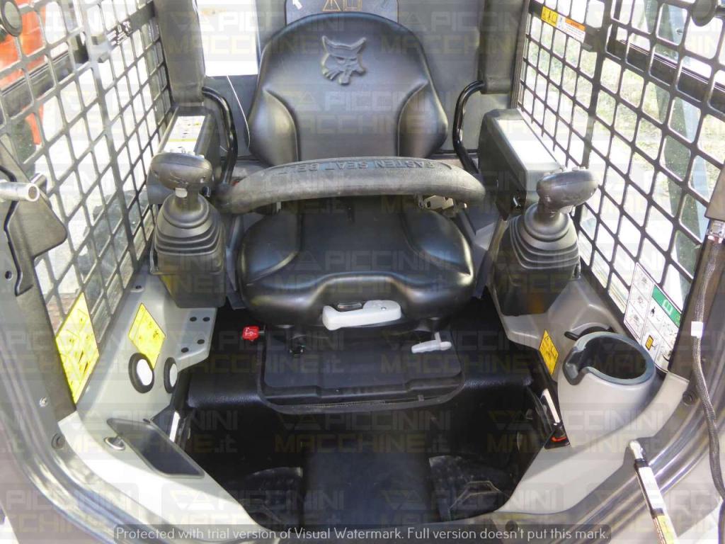 Bobcat S590 HF Photo 18