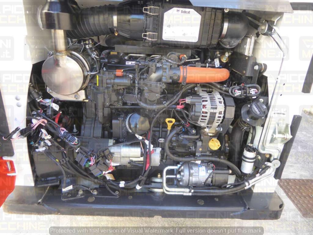 Bobcat S590 HF Photo 27
