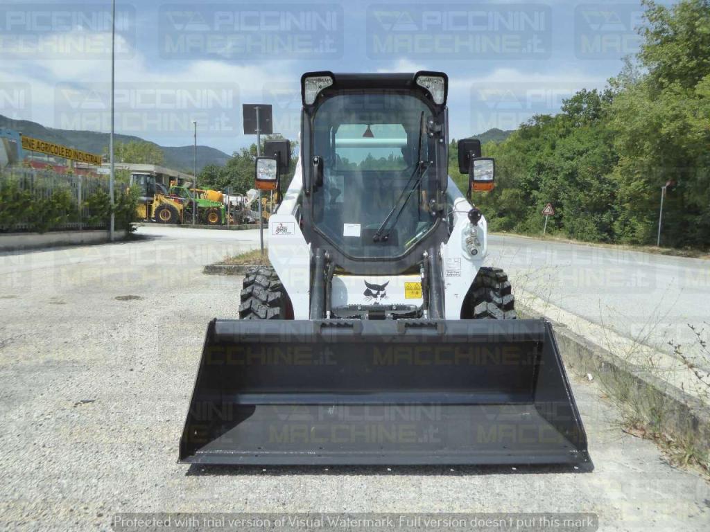 Bobcat S590 HF Photo 8