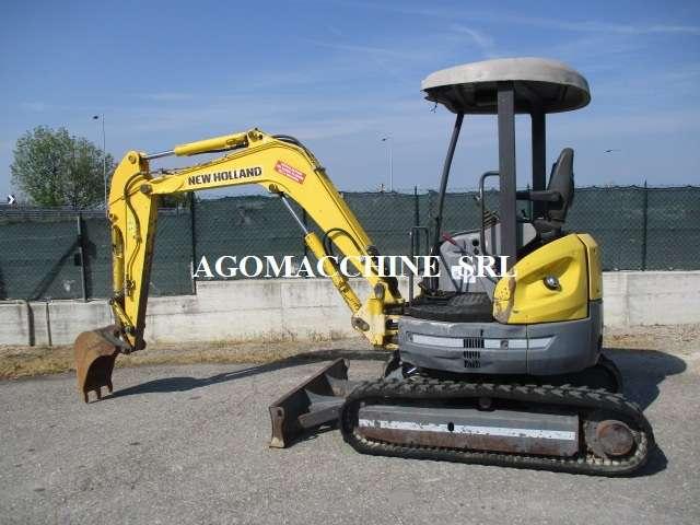 New Holland E30.2SR Photo 3