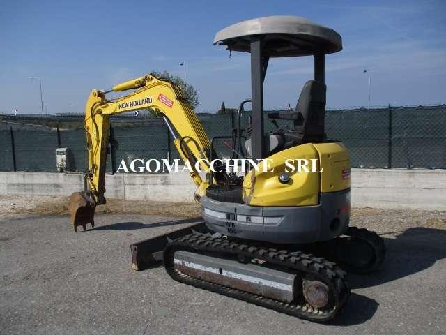 New Holland E30.2SR Photo 4