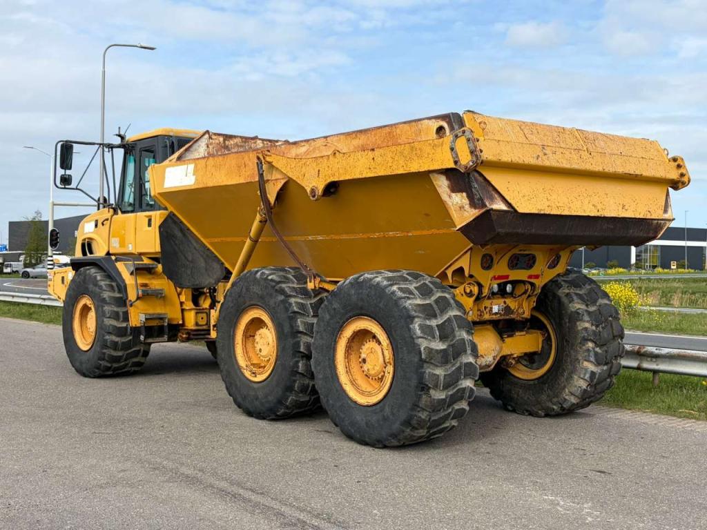 Bell B30D Photo 3