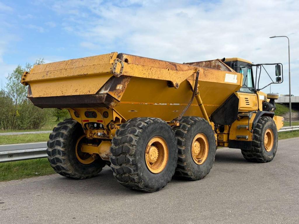 Bell B30D Photo 5
