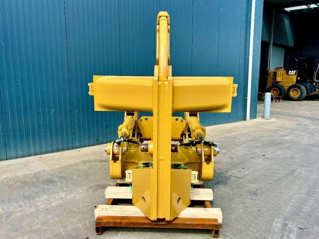 Caterpillar D7 / D7H / D7R SS Ripper Photo 2