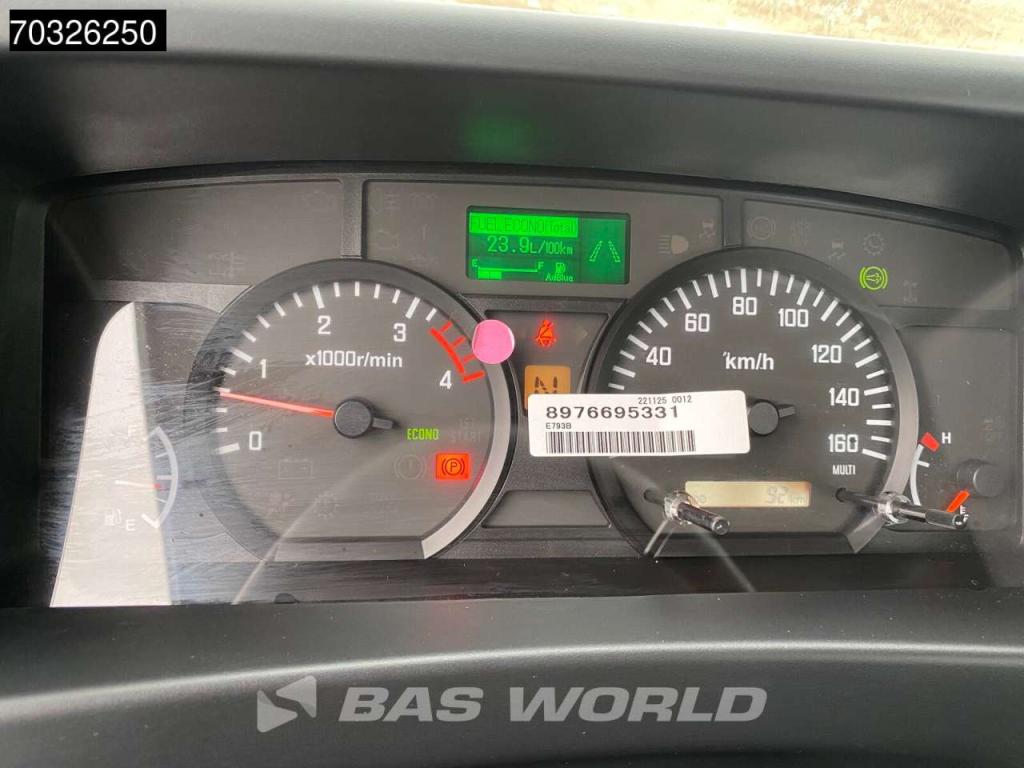 Isuzu P75 5.2 4X2 Photo 12