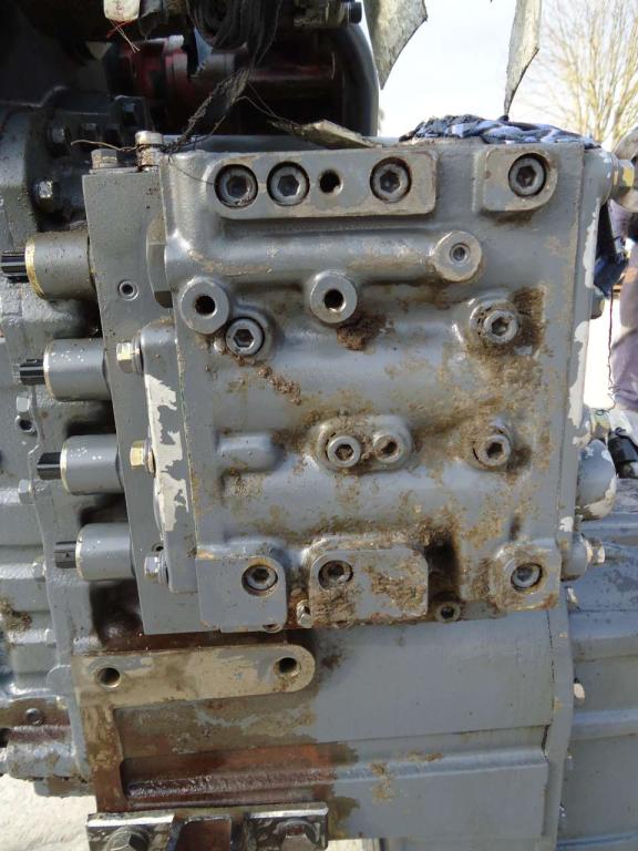 Gearshift for Fiat Kobelco W270 Photo 1