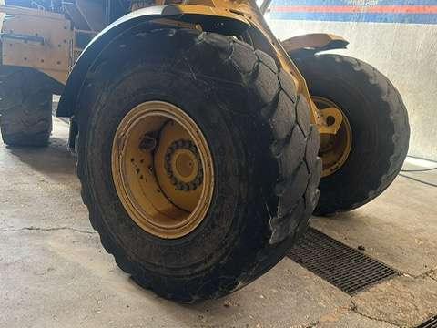 Caterpillar 926M Photo 8