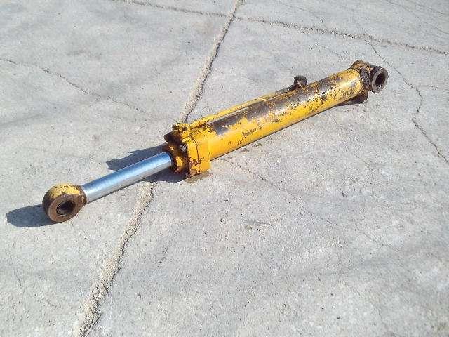 Lifting piston for Caterpillar 920 Photo 3